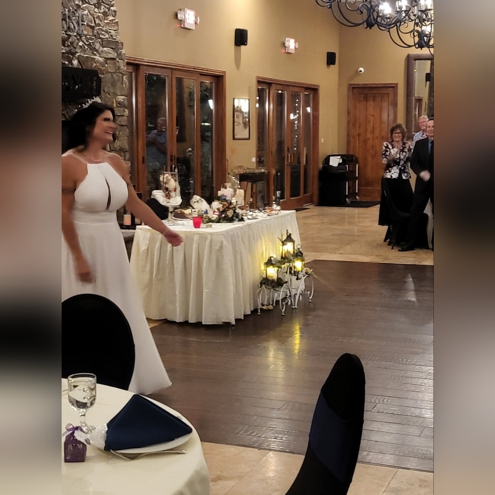 Elegant White Halter Dress - Picture 2 of 8